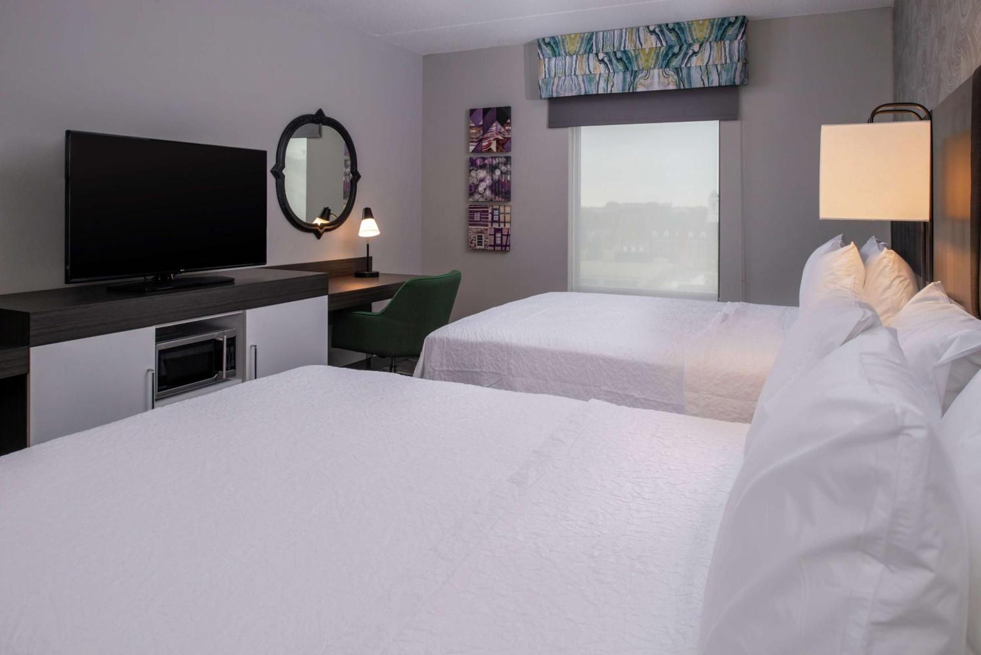 Hampton Inn & Suites Winston-Salem Downtown Экстерьер фото