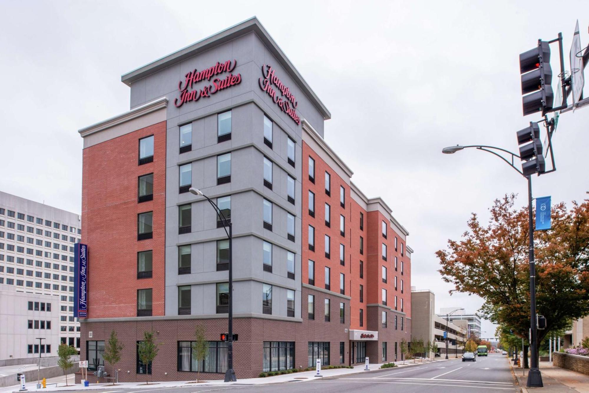 Hampton Inn & Suites Winston-Salem Downtown Экстерьер фото